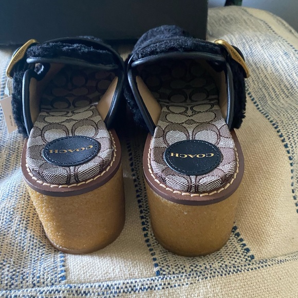 Coach platform shearling clogs new in box size 7.5 - Picture 4 of 7